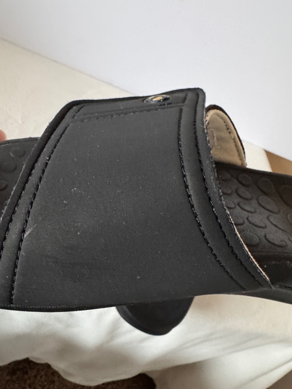 Vionic Kiwi - Unisex Motion Control Orthotic Slide Sandal - Picture 11 of 16